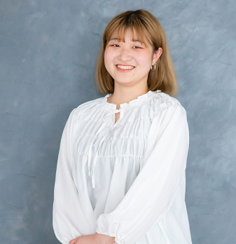 YUINA(逢坂結菜)